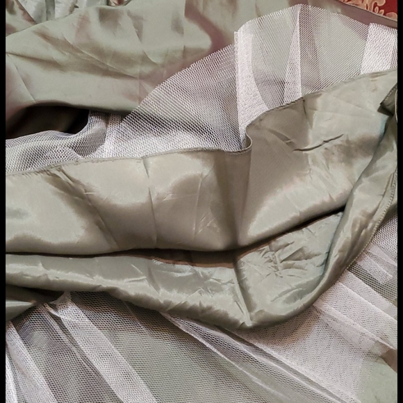 Max & Cleo Green Iridescent Dress 6 - Picture 8 of 10